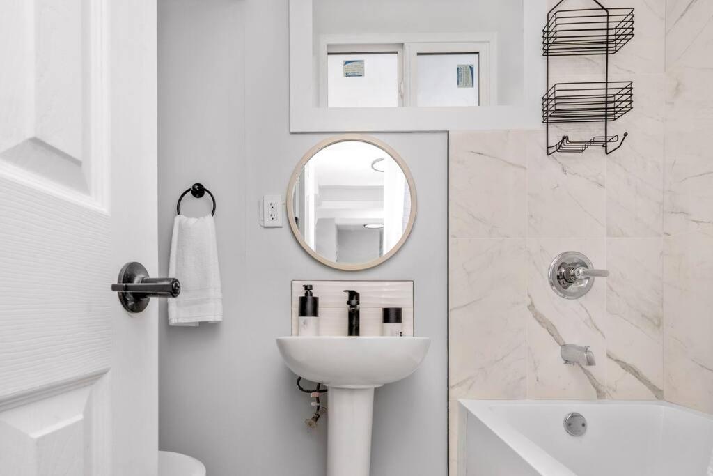 Centerstreet-Cozy 2Bedroomsuite Calgary Luaran gambar