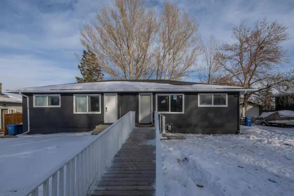 Centerstreet-Cozy 2Bedroomsuite Calgary Luaran gambar